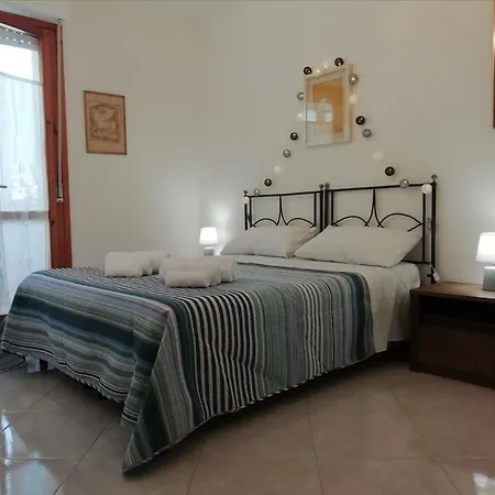 Casa Blanca Apartment *